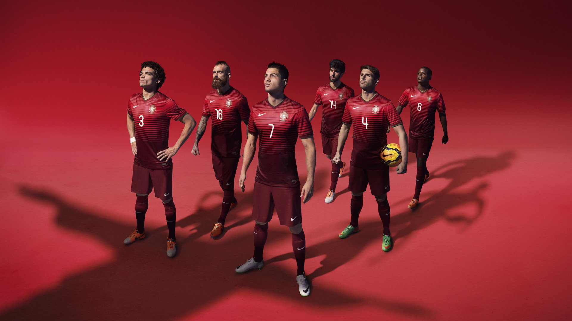 进入极限：运动员挑战自我极限的精彩瞬间，参加极限运动