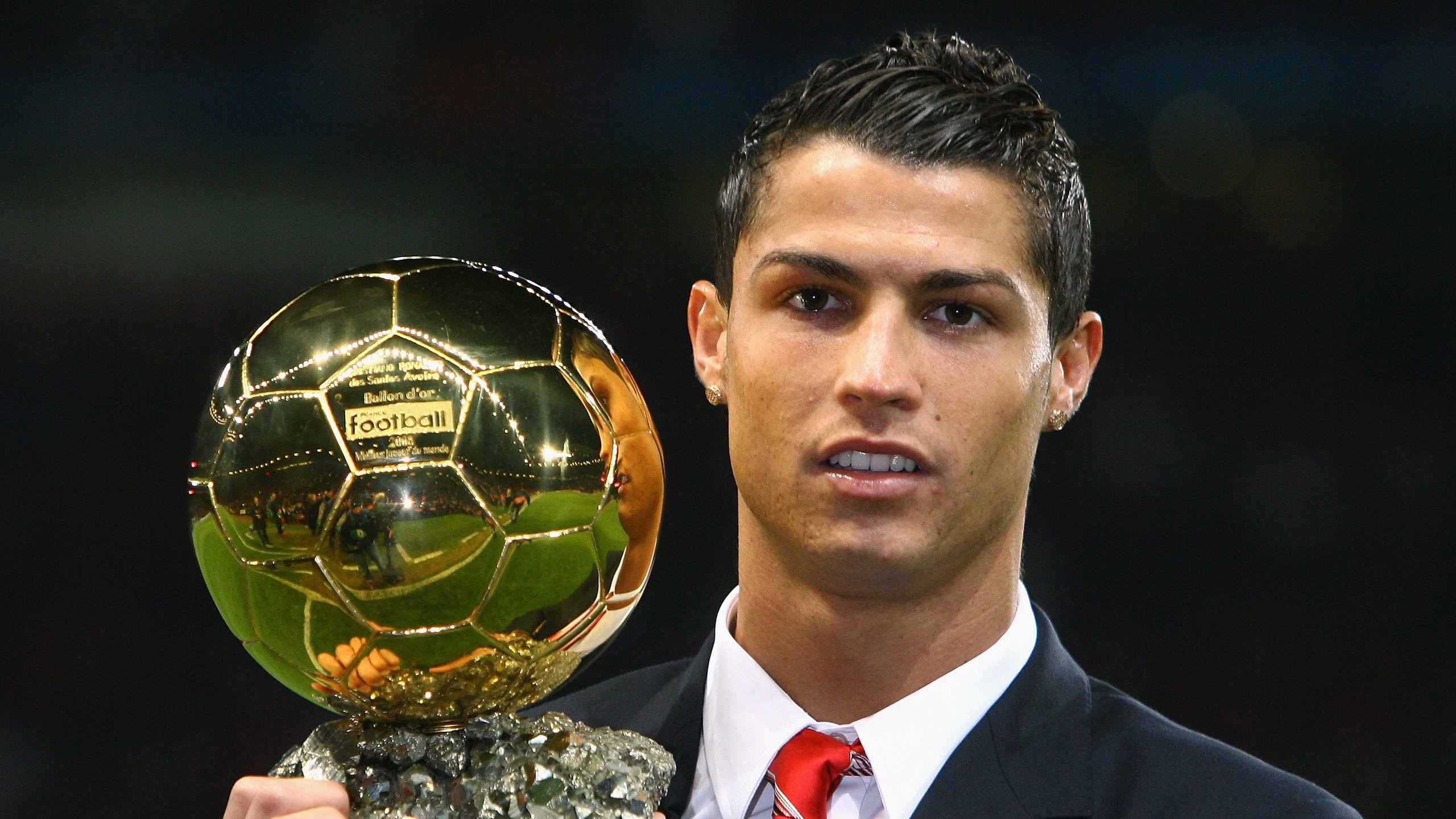 科技革新：虚拟训练、智能传感设备让球员飞跃提升，虚拟训练技术